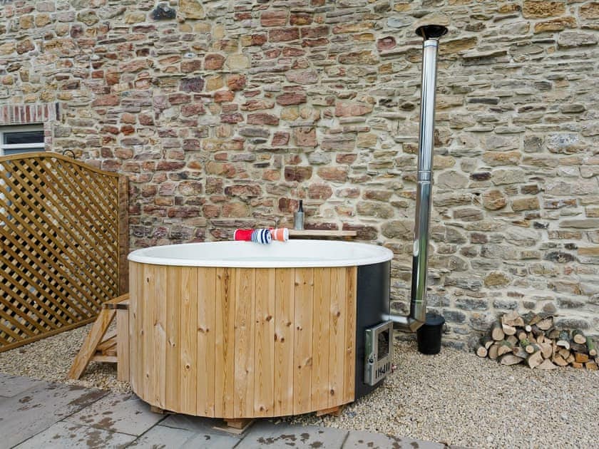 Inviting private hot tub for 6  | The Cart Shed, Witton Gilbert, near Durham