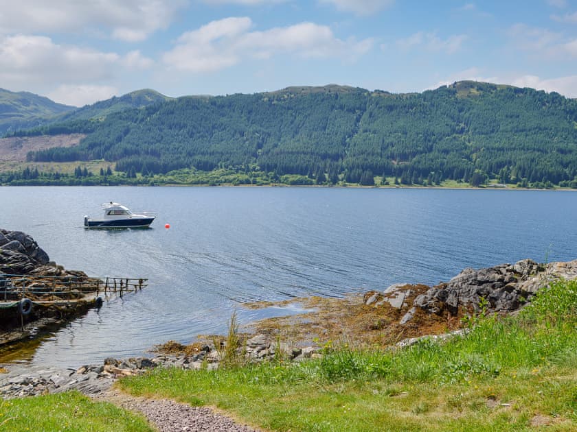 Scenic surrounding area | Waterside - Mullardoch Cottages, by Inverinate, Kyle