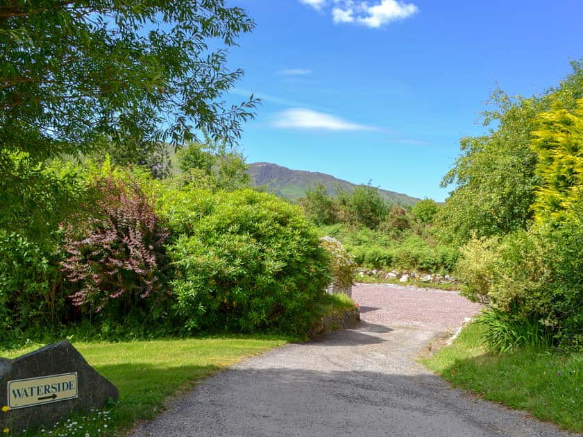 Driveway | Waterside - Mullardoch Cottages, by Inverinate, Kyle