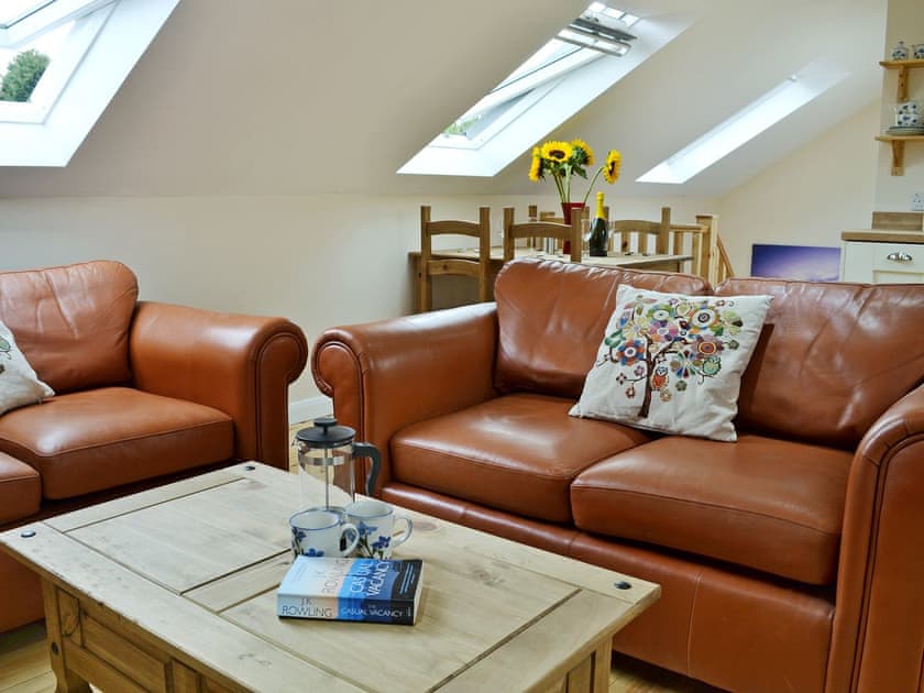 Beautifully presented open plan living space | Stonechat Barn - Little Derril, Derril, near Bude