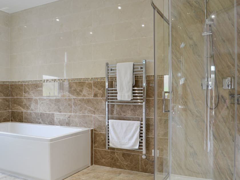 Bathroom with separate shower | Liftingstane Cottage - Liftingstane, Closeburn, near Thornhill