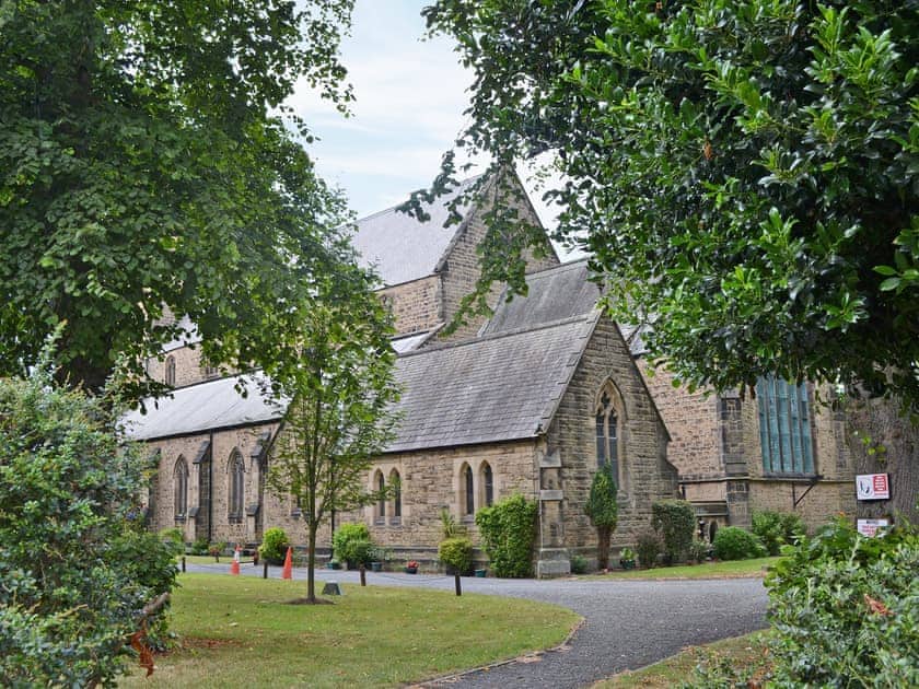 Sits adjacent to the imposing St Paul’s Church | Church View, Alnwick