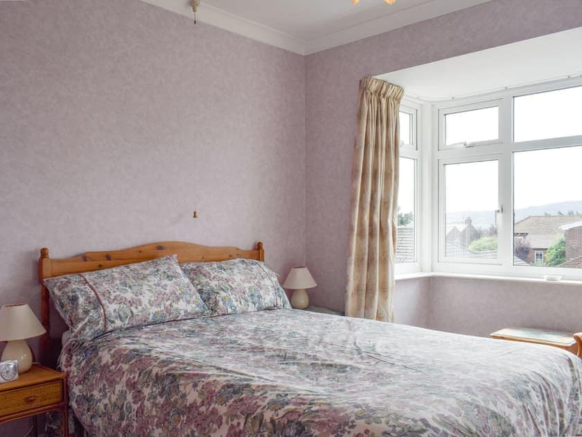 Relaxing double bedroom | Rose Garth, Robin Hood’s Bay