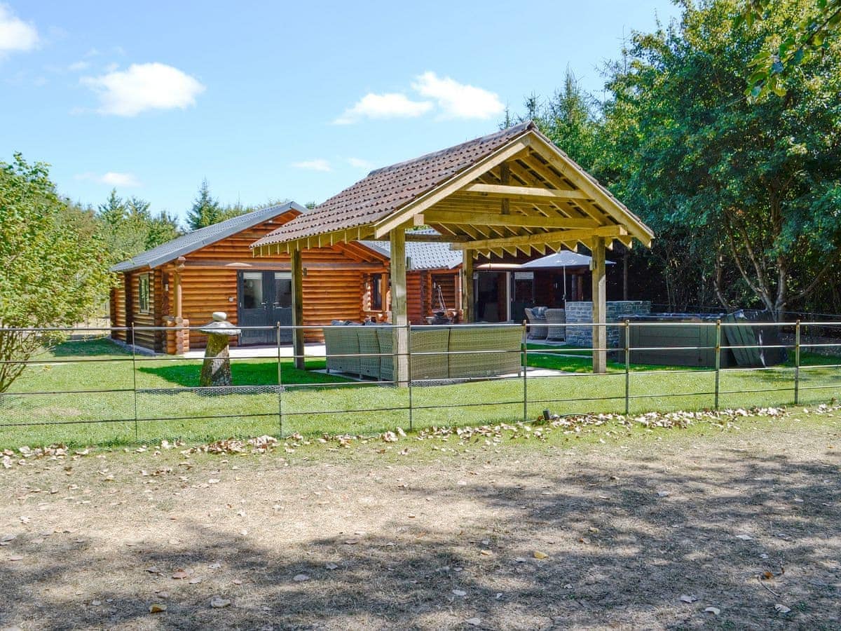 The Retreat At Deer Park Farm Ref Ukc3656 In Babcary Near