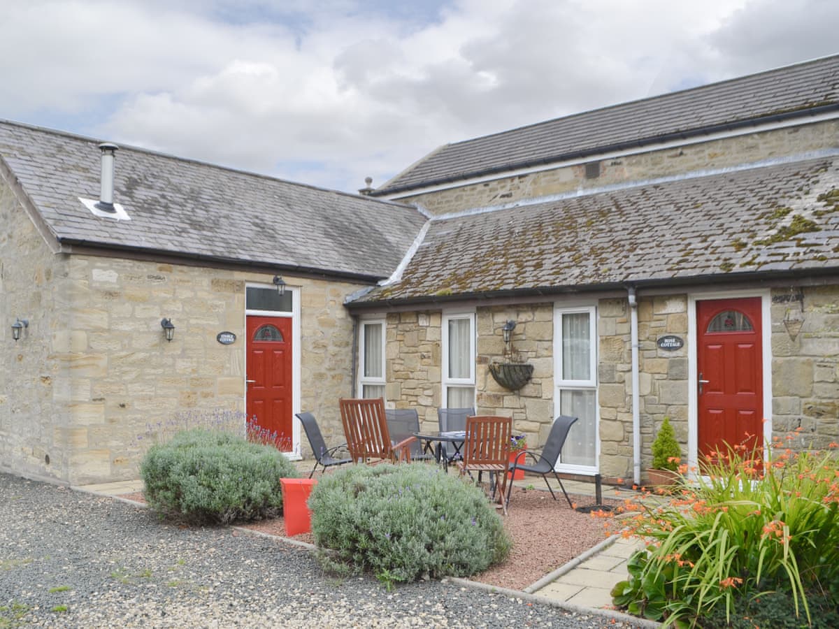 Railway Cottages Rose Cottage Ref Uk3283 In Acklington Near