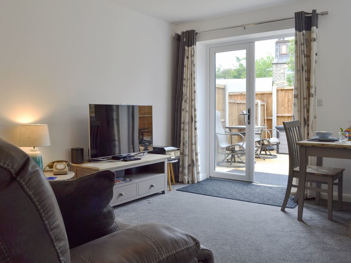 Self-catering cottages in Glossop