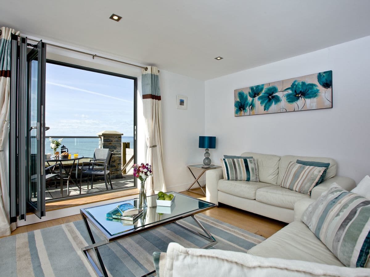 4 Ocean Point