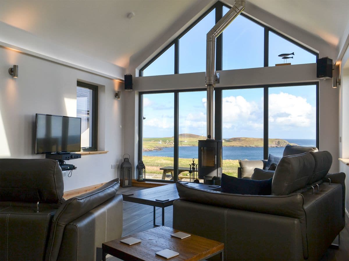 Self-catering cottages in Isle of Harris and Isle of Lewis