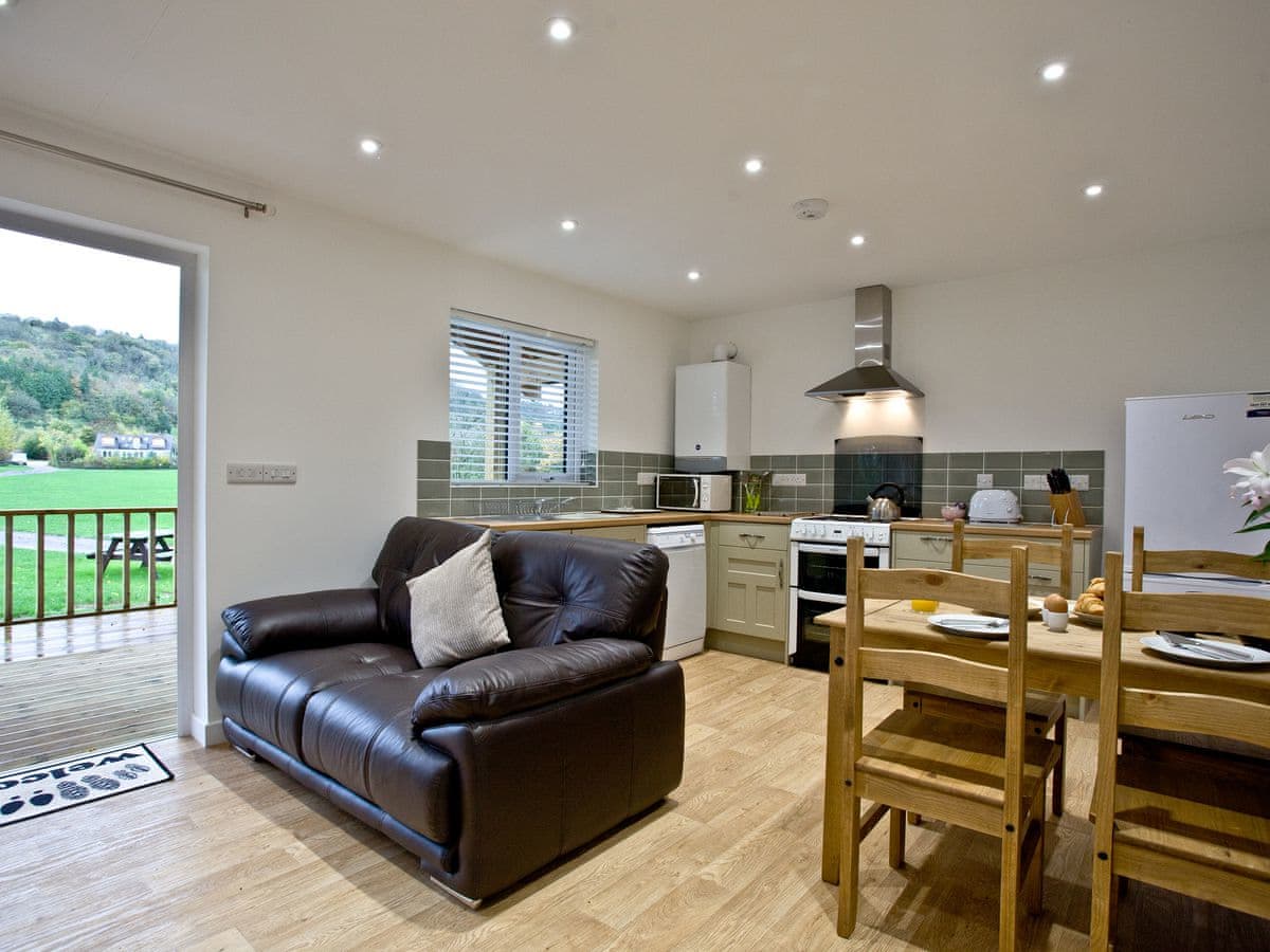 Kingfisher Lodge - Holiday lodge in South West England - Image 2