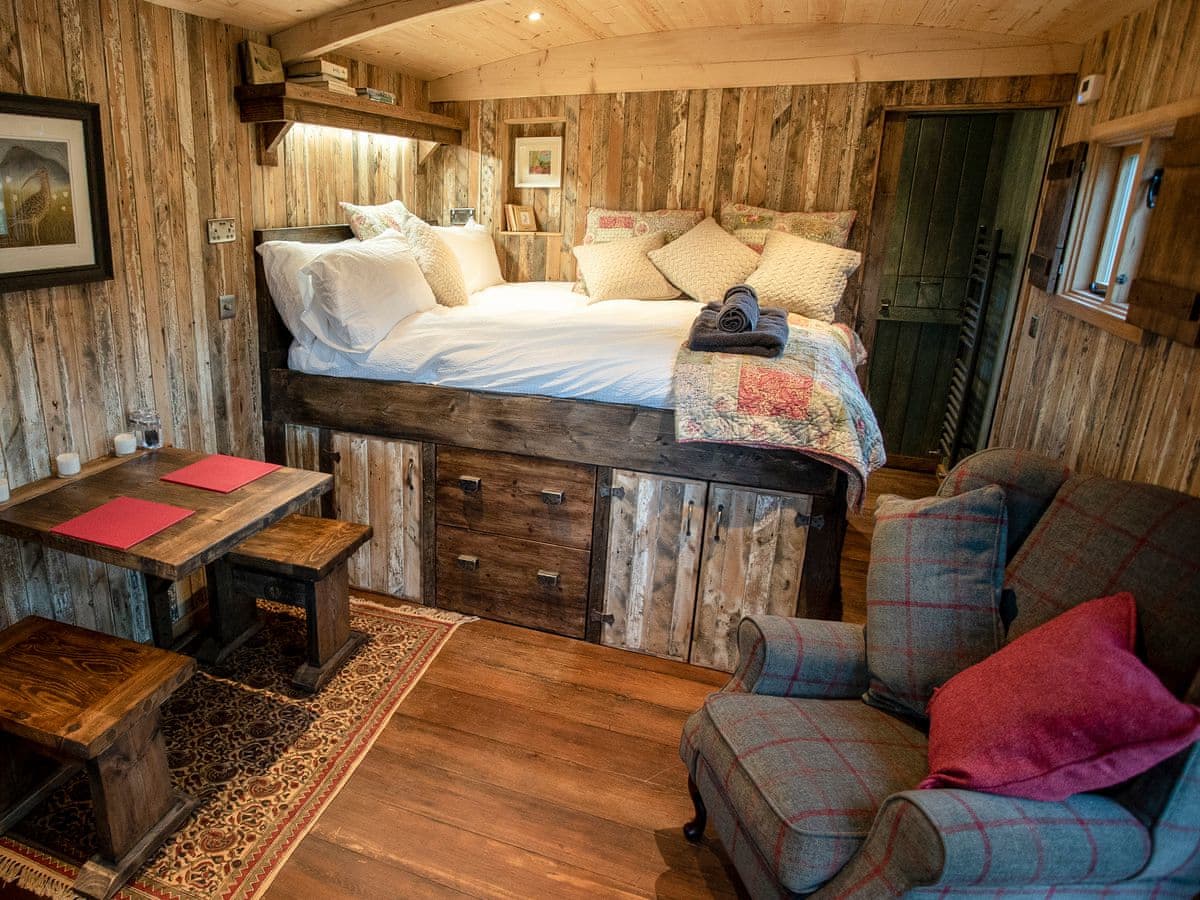 The Shepherds Hut At Gowan Bank Farm Ref Uk10229 In Ings Near