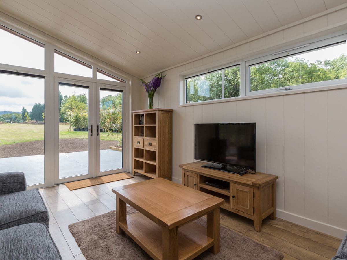 Oak Lodge - Holiday lodge in Southern England - Image 4