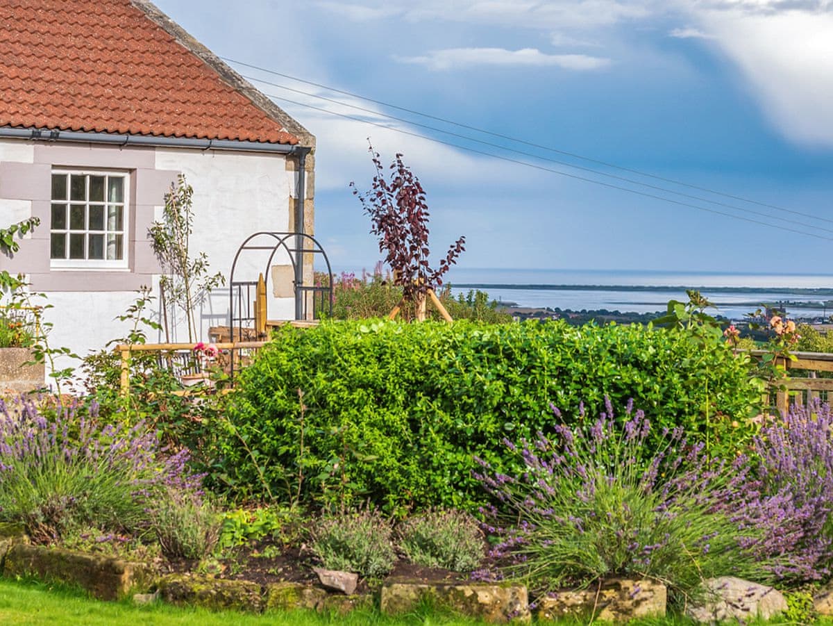 Lucklaw Steading Cottage