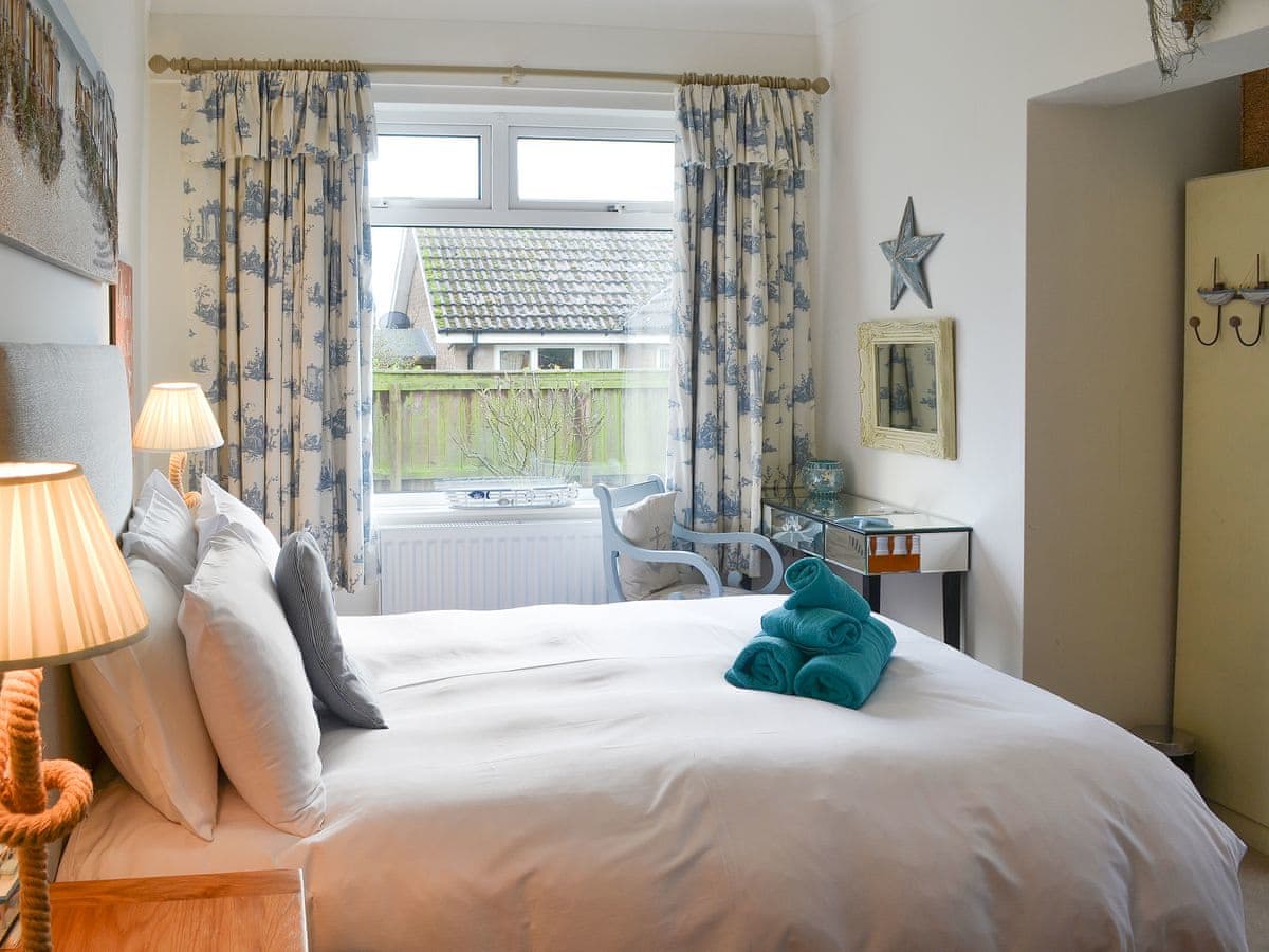 The Hideaway Ref 23622 In Beadnell Northumberland Welcomecottages