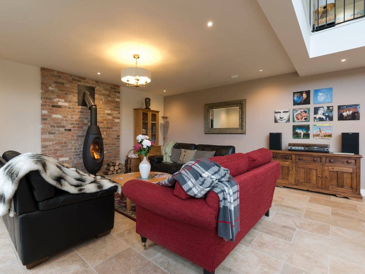 Bedborough Farm Cottages The Haybarn Ref Ukc3334 In Near