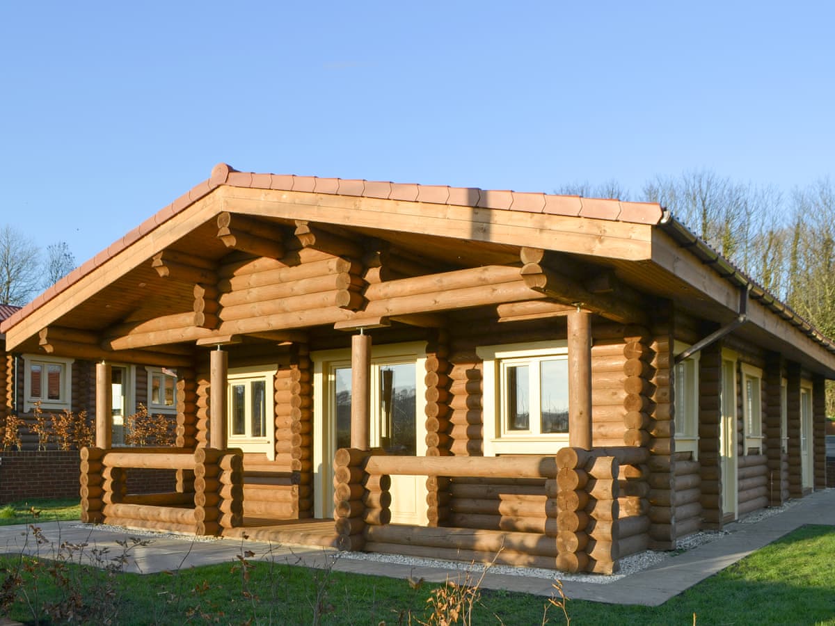 Vindomora Country Lodges - Hadrian Lodge - Image 3