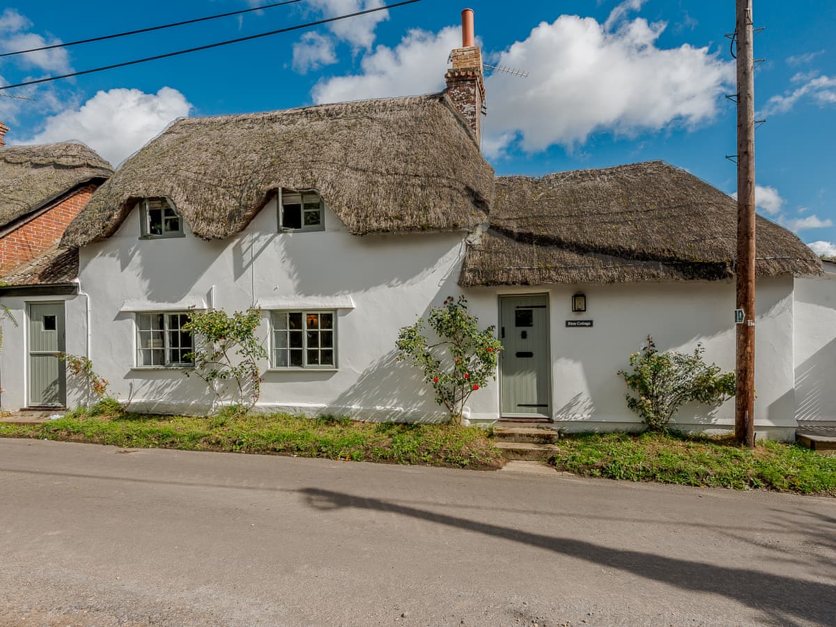 Self-catering cottages in Blandford Forum