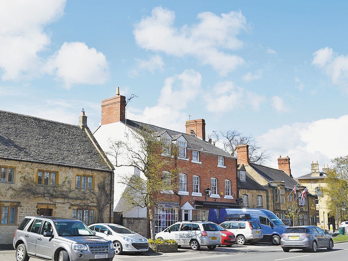 The Red House Ref Nn8 In Moreton In Marsh Gloucestershire