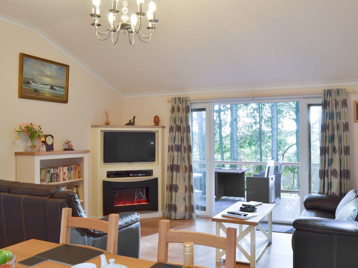 Oak Lodge - Holiday Lodge in South West England - Image 2
