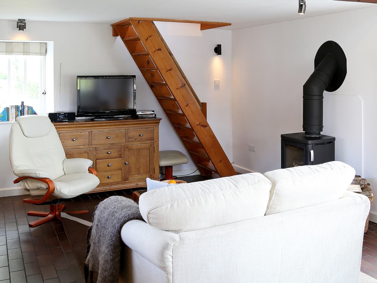 Stable Cottage Ref M76146 In Icklesham Sussex Mulberry Cottages