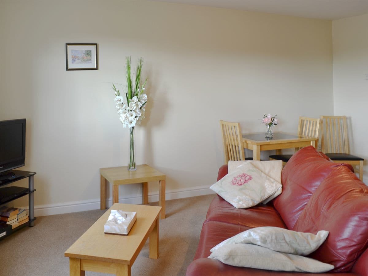 Southolme Lodges - Elm Lodge - Holiday Lodge in Yorkshire - Image 2
