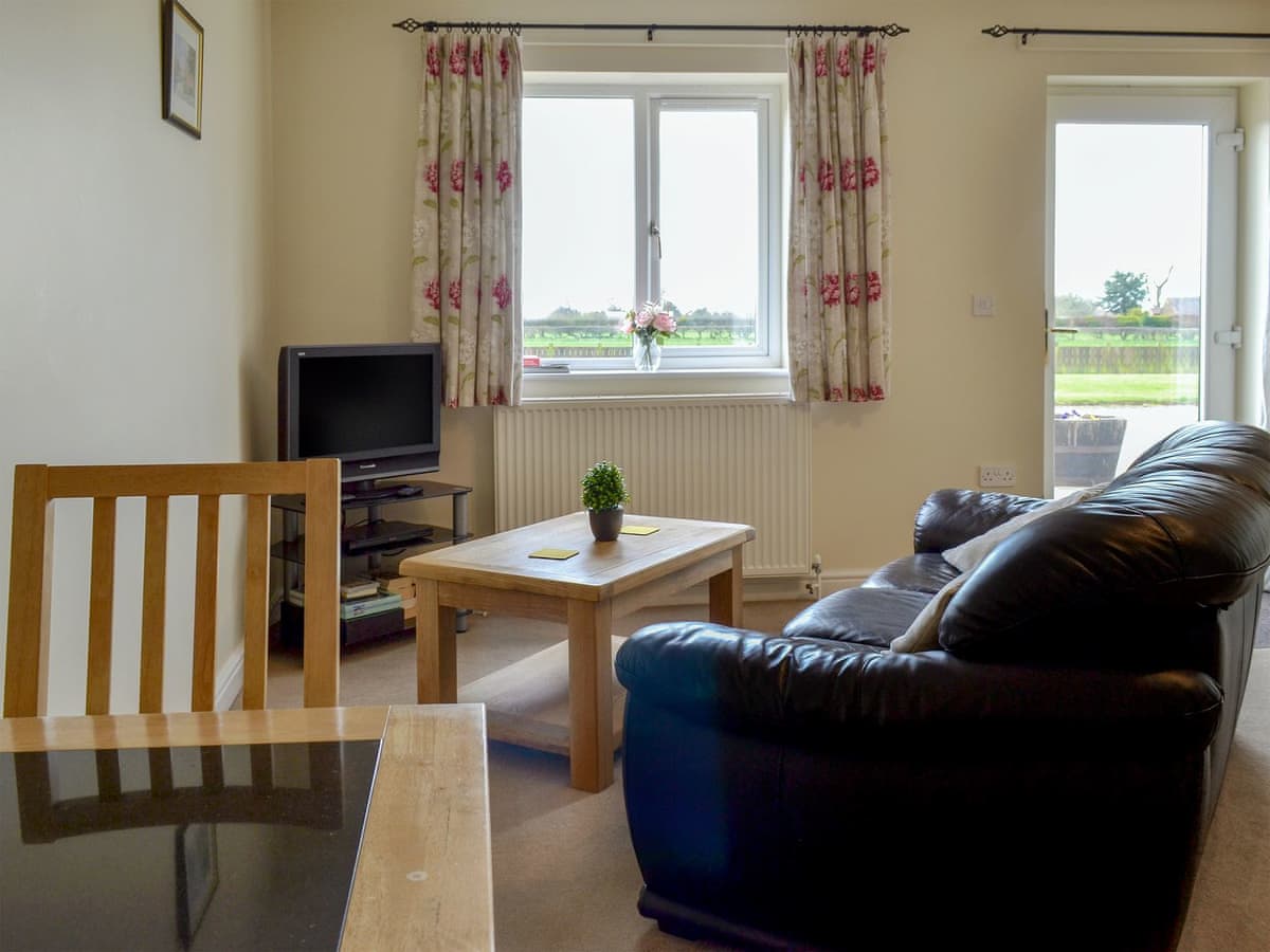 Southolme Lodges - Willow Lodge - Holiday Lodge in Yorkshire - Image 2