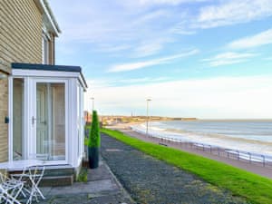 Sandstell Point Apartments - Upper Sandstell Point
