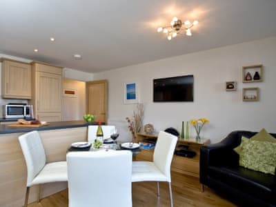 1 Harbour View In Newquay Cornwall Blue Chip Holidays