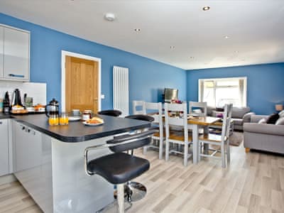 Niles Apartment In St Merryn Cornwall Blue Chip Holidays