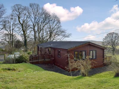 Benarty Holiday Cottages Parkside Lodge Cottages In Perthshire