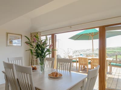 Seaview Cottage Cottages In Whitby Yorkshire Cottages