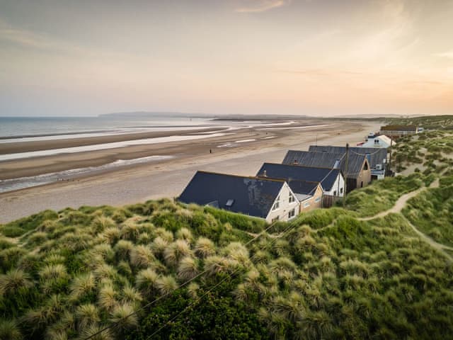 Barefoot Beach House Ref M544840 In Camber Sands Sussex