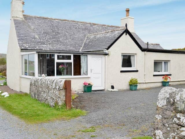 Knock School Cottage Ref 2234 In Monreith Near Port William