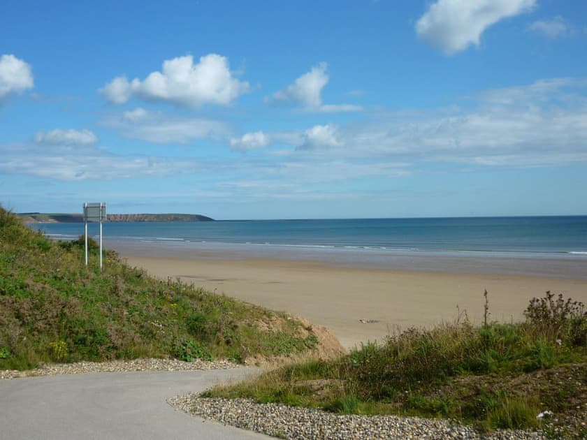 Surrounding area | Sandy Bay Cottage - The Bay, Filey, near Scarborough
