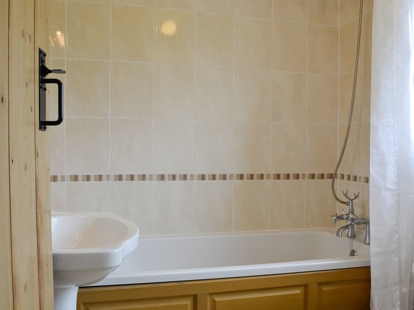 Bathroom | Rose Cottage - Springfield Farm Cottages, Bigrigg, near Egremont
