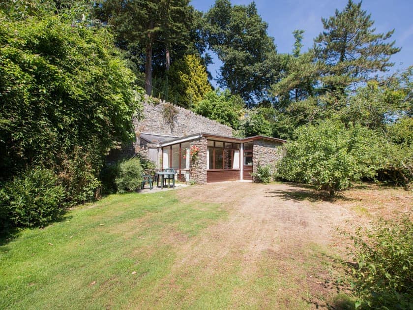 Well-maintained gardens | Anchorage Studio, Salcombe