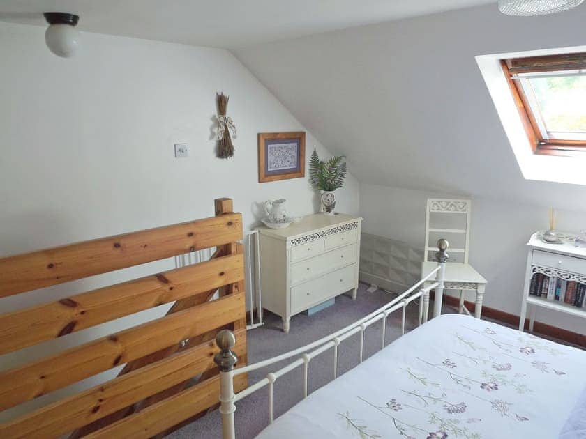 Charming double bedroom | The Holt, Glenelg, near Kyle of Lochalsh