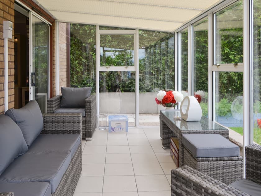 Light and airy conservatory | Hawthorne House, Amble, near Warkworth