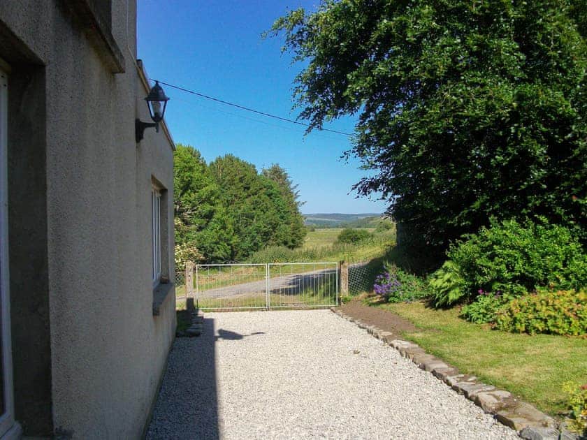 Garden and grounds | Lower Brae, Strath Oykel, by Ardgay