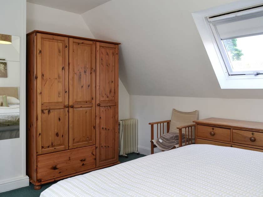 Double bedroom | Goose Cottage, Drumcrosshall, Bathgate near Edinburgh
