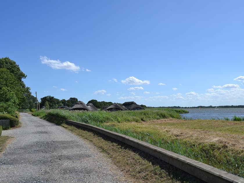 Charming thatched properties alongisde the water | The Studio, Hickling