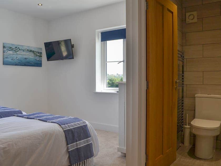 Twin bedroom | Llwyn Du, Abersoch, near Pwllheli