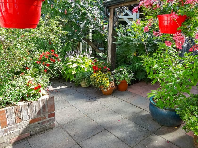Garden | Brook Lodge Country Cottage, Wroot, near Doncaster