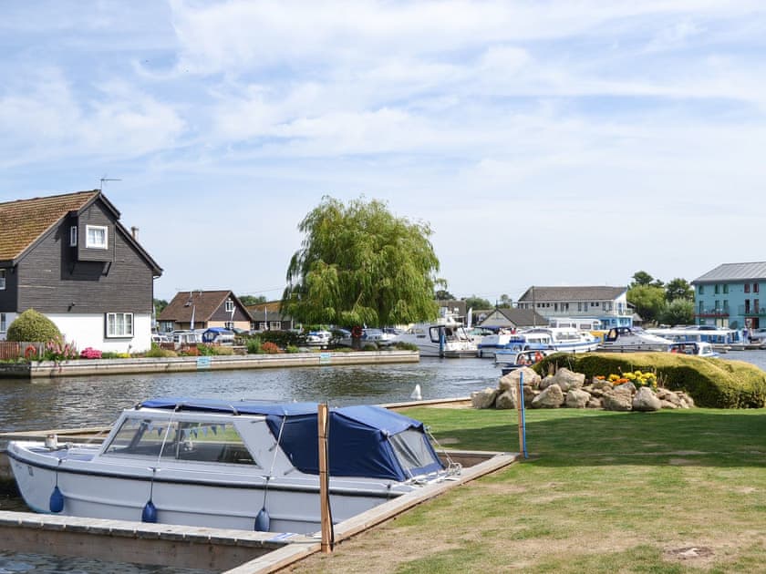 Marina | Puffin Cottage, Wroxham