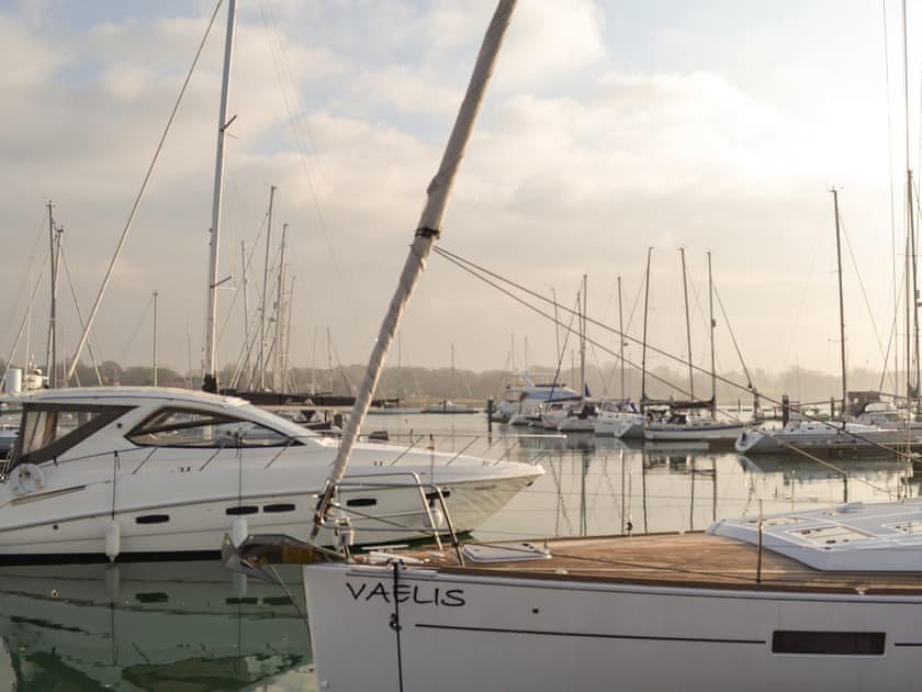 Hamble Marina | Irenic Lodge - Irenic Lodges, Hamble
