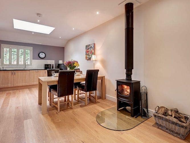 Open plan living space | Willow Lodge - South View Lodges, Exeter