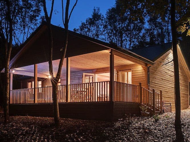 Exterior | Willow Lodge - South View Lodges, Exeter