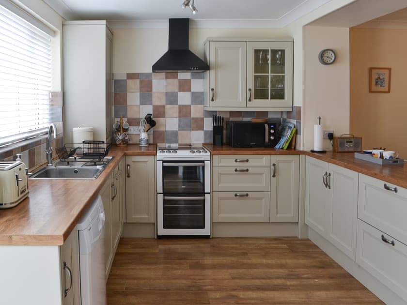 Kitchen | Kittiwakes, Amble