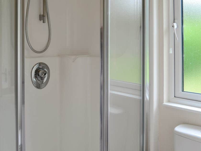 En-suite shower room | Wye Lodge - Boatside, Aberedw, near Builth Wells