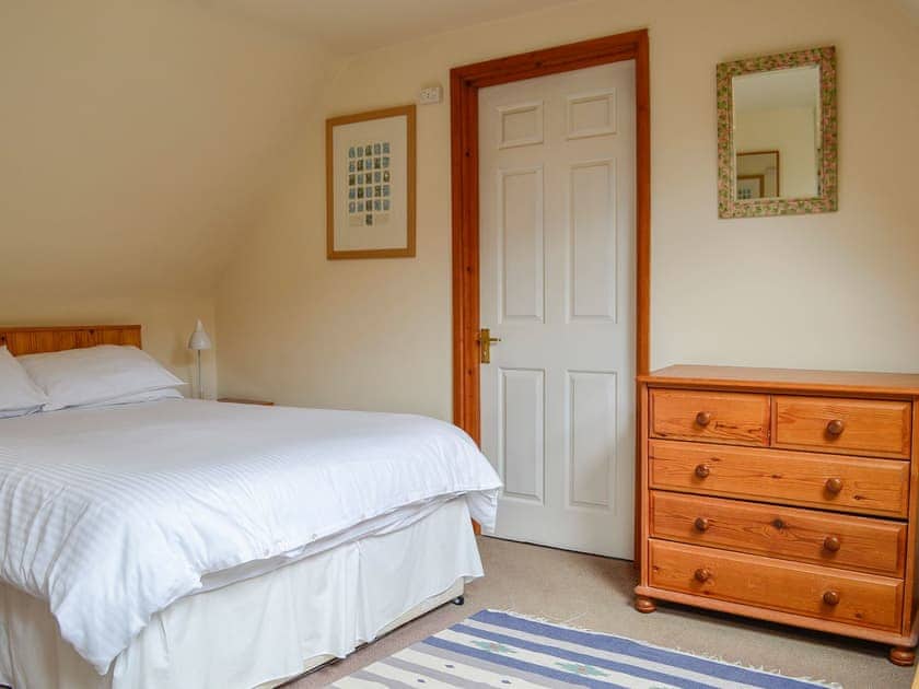 Welcoming double bedroom | Terracotta, Bourton-on-the-Water