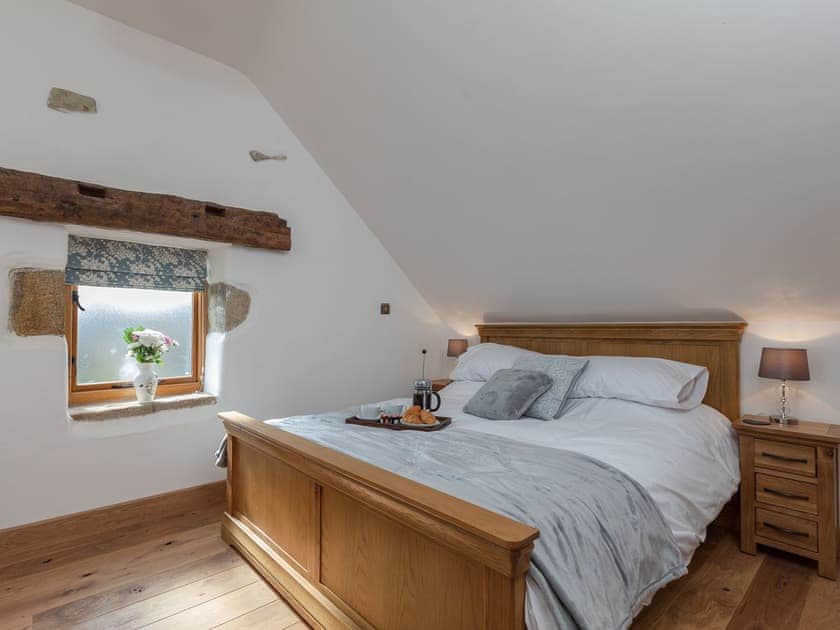 Double bedroom | Rue Hayes Farm Cottage, Onecote, near Leek